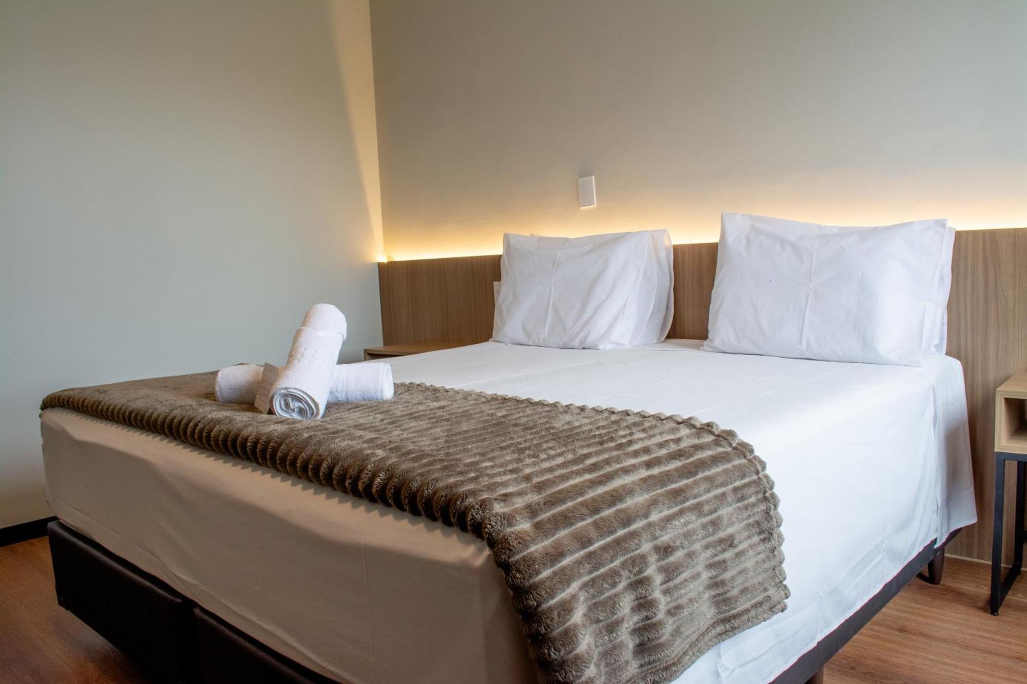 Hotel Evora By Rede Sagres Florianópolis Exteriör bild