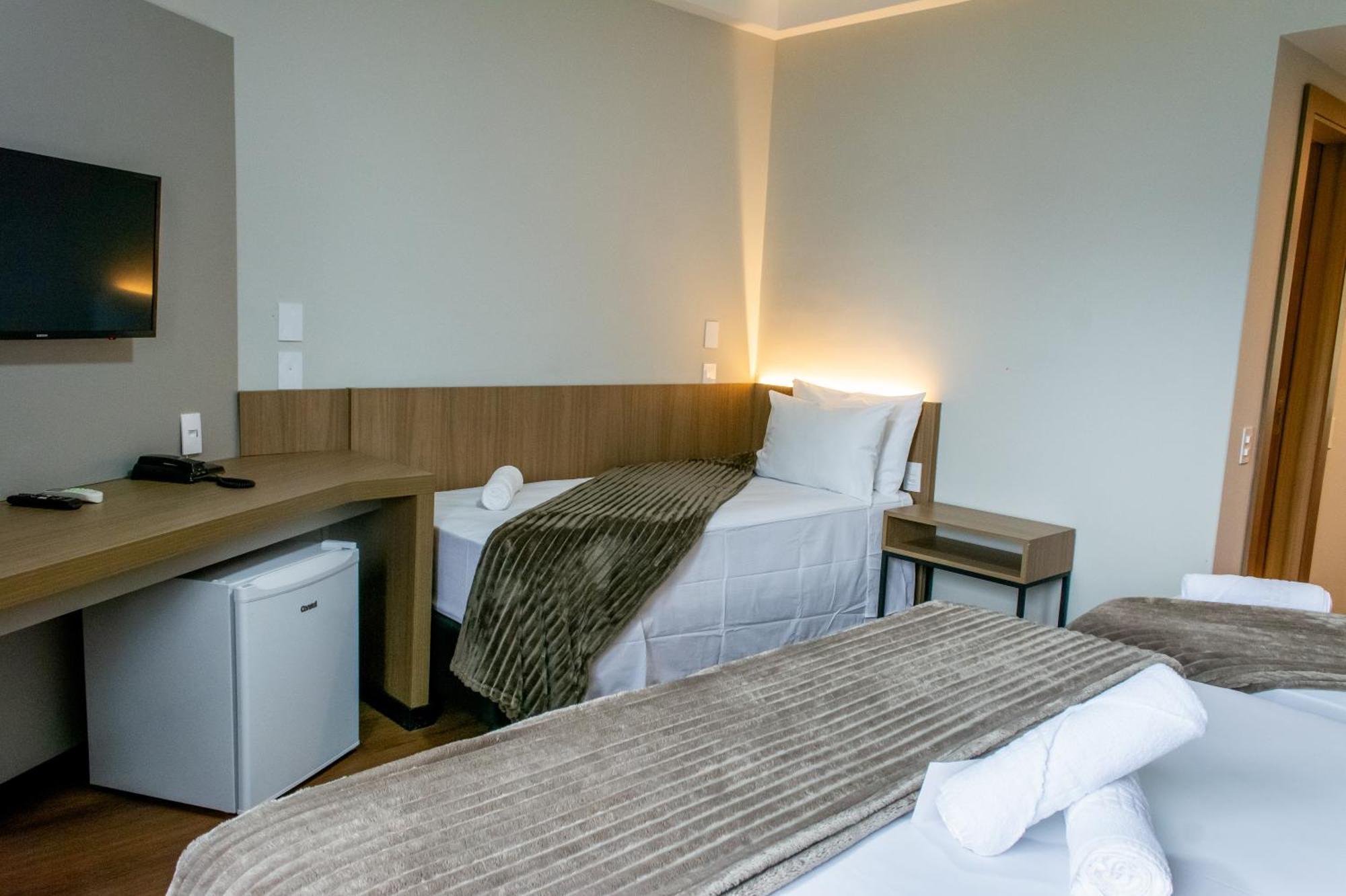 Hotel Evora By Rede Sagres Florianópolis Exteriör bild