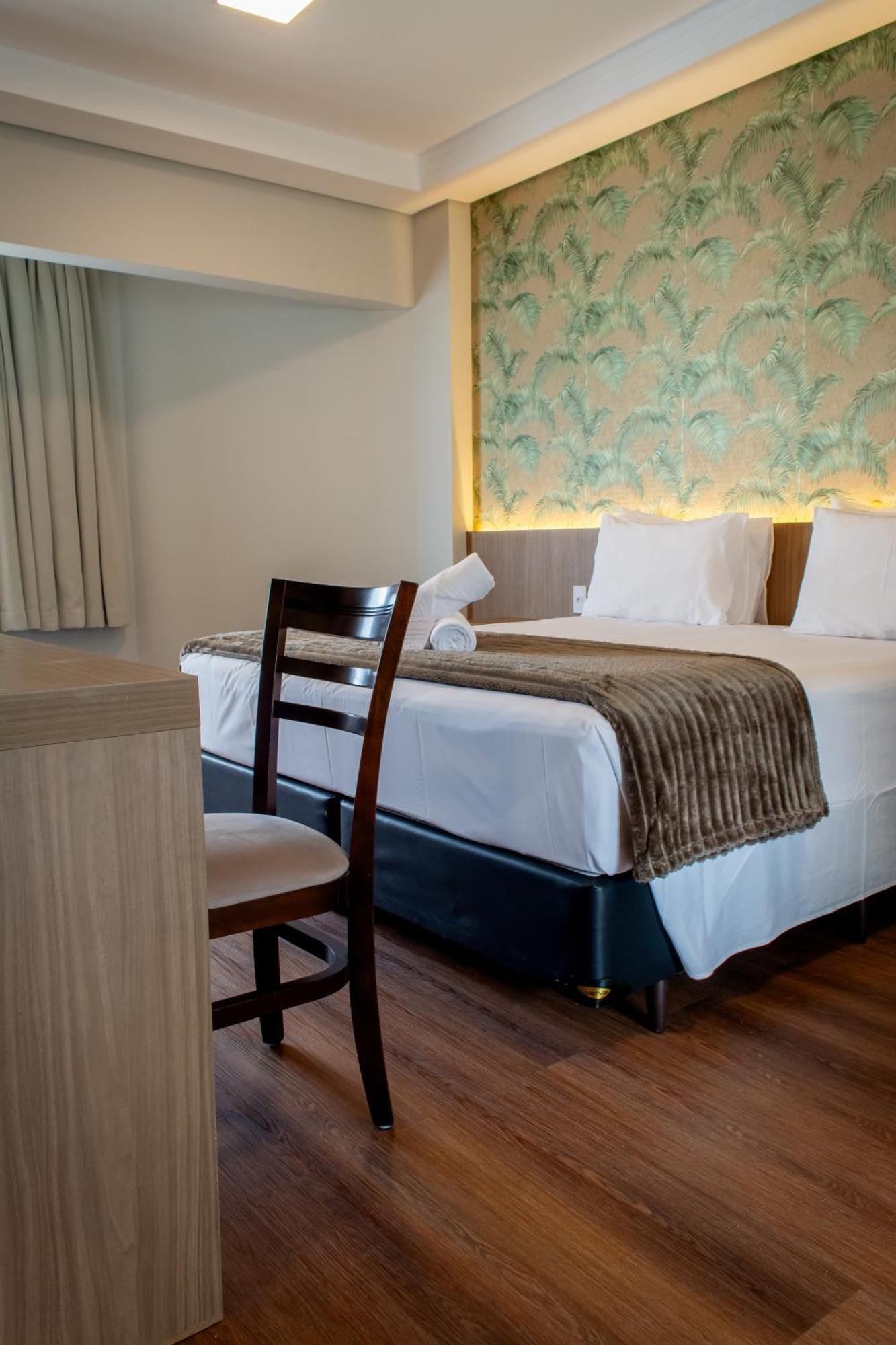 Hotel Evora By Rede Sagres Florianópolis Exteriör bild